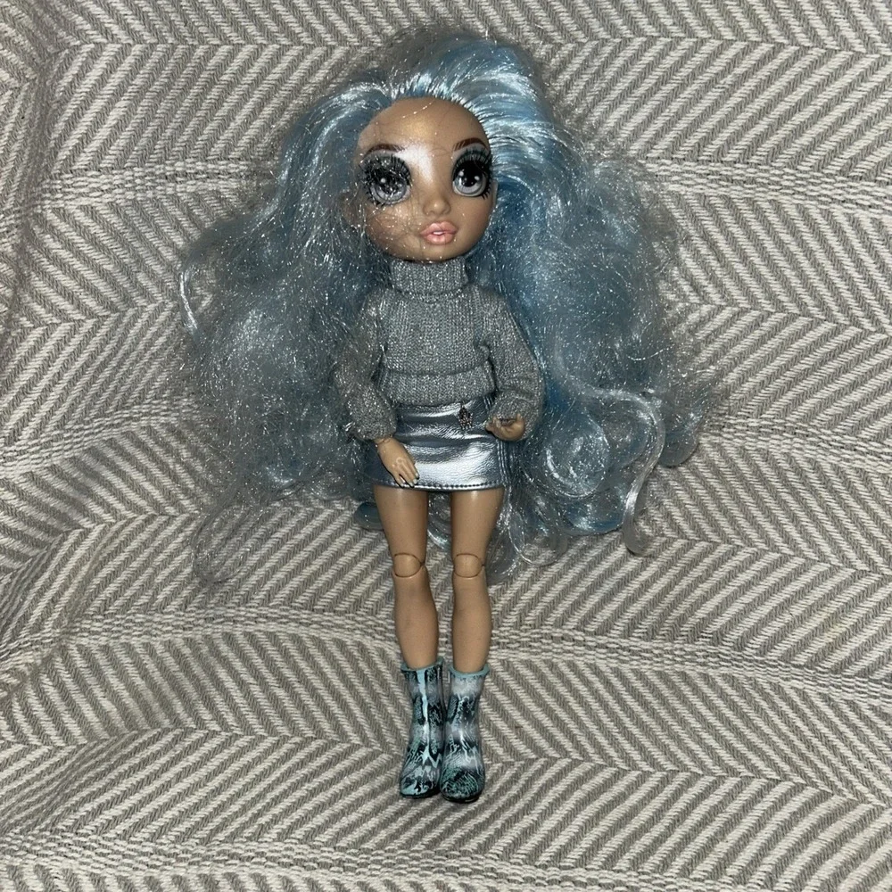 Rainbow High Series 3 Gabriella Icely Fashion Doll MGA Entertainment‎ E4
